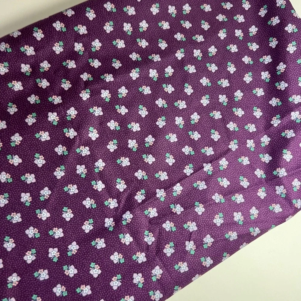 Dottie Sprigs Lt Plum Floral Fabric 44